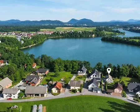 Lakeside Family House Trboje *