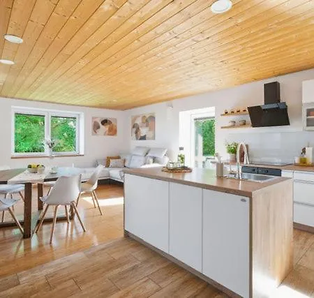 Dom wakacyjny Lakeside Family House Trboje Kranj