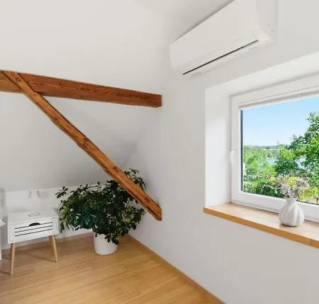 Lakeside Family House Trboje *